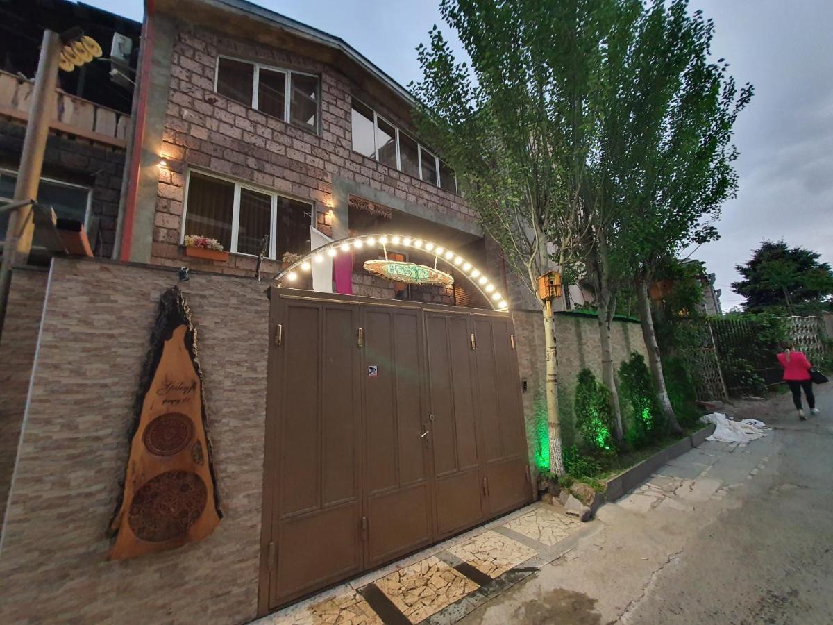 Capsule Hostel In Center Yerevan Exterior photo